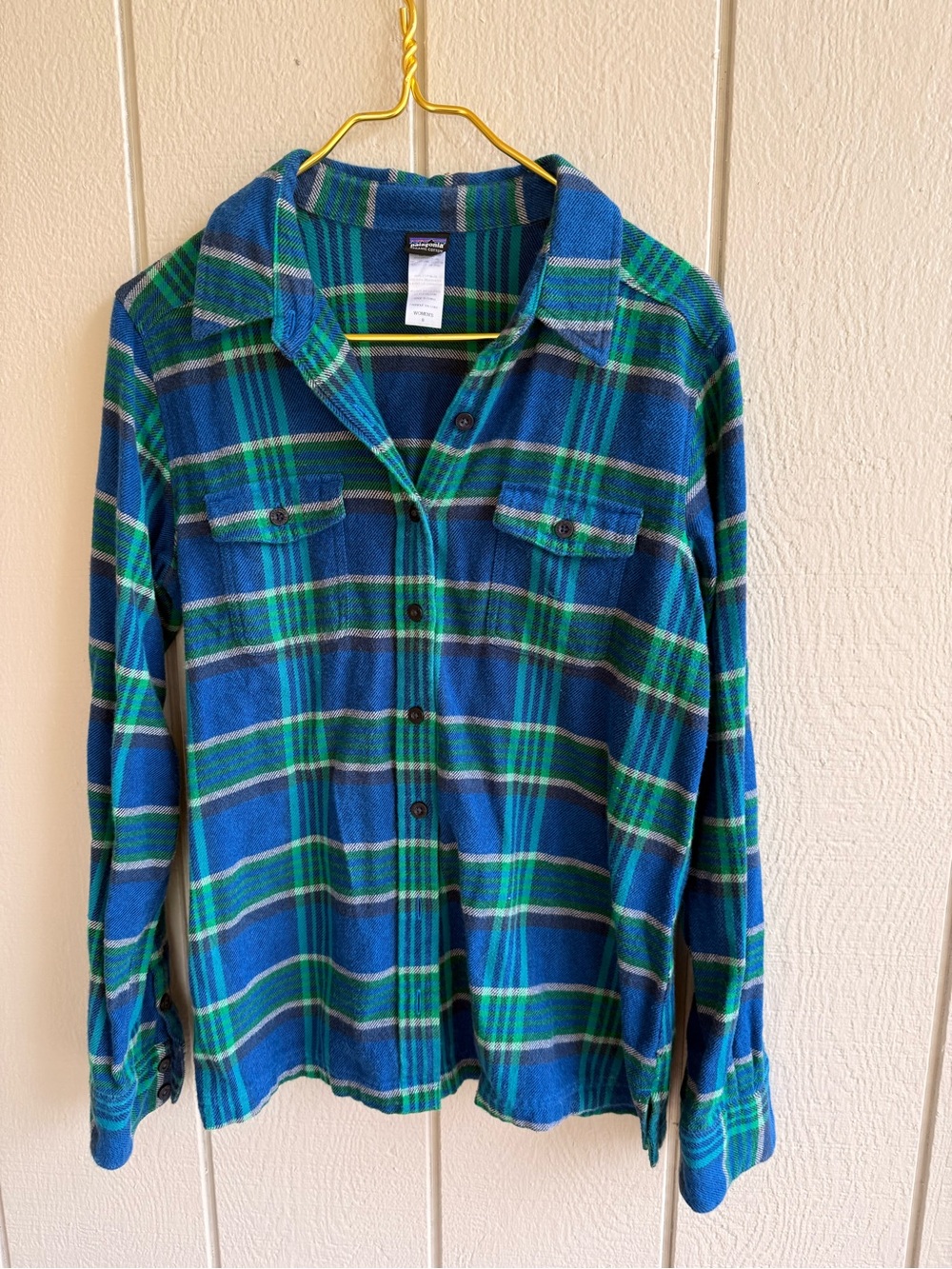 Patagonia Women’s Organic Cotton Plaid Flannel Shirt Size 8